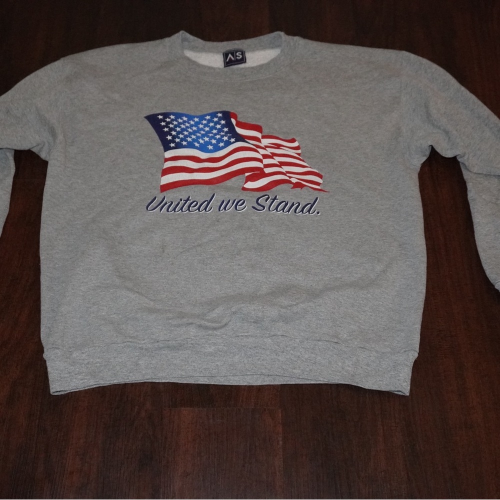 Gray Men's Sweater with American Flag Design